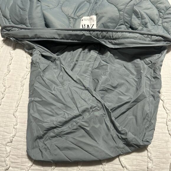 ZARA Women's Quilted Puffer Vest Size L Mock Neck Pockets Hidden Hoodie Gray - Picture 7 of 11